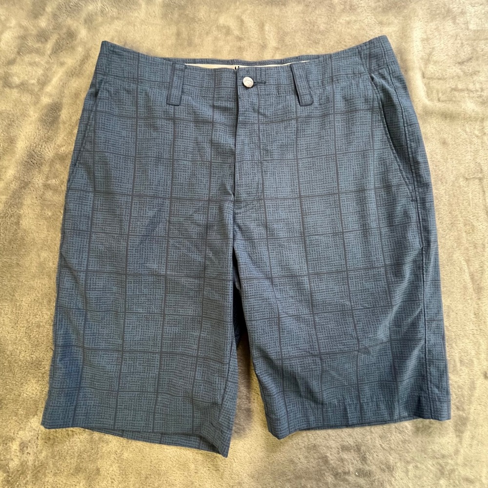 Callaway Golf Shorts Mens 30 Blue Plaid Flat Front Performance Stretch Active